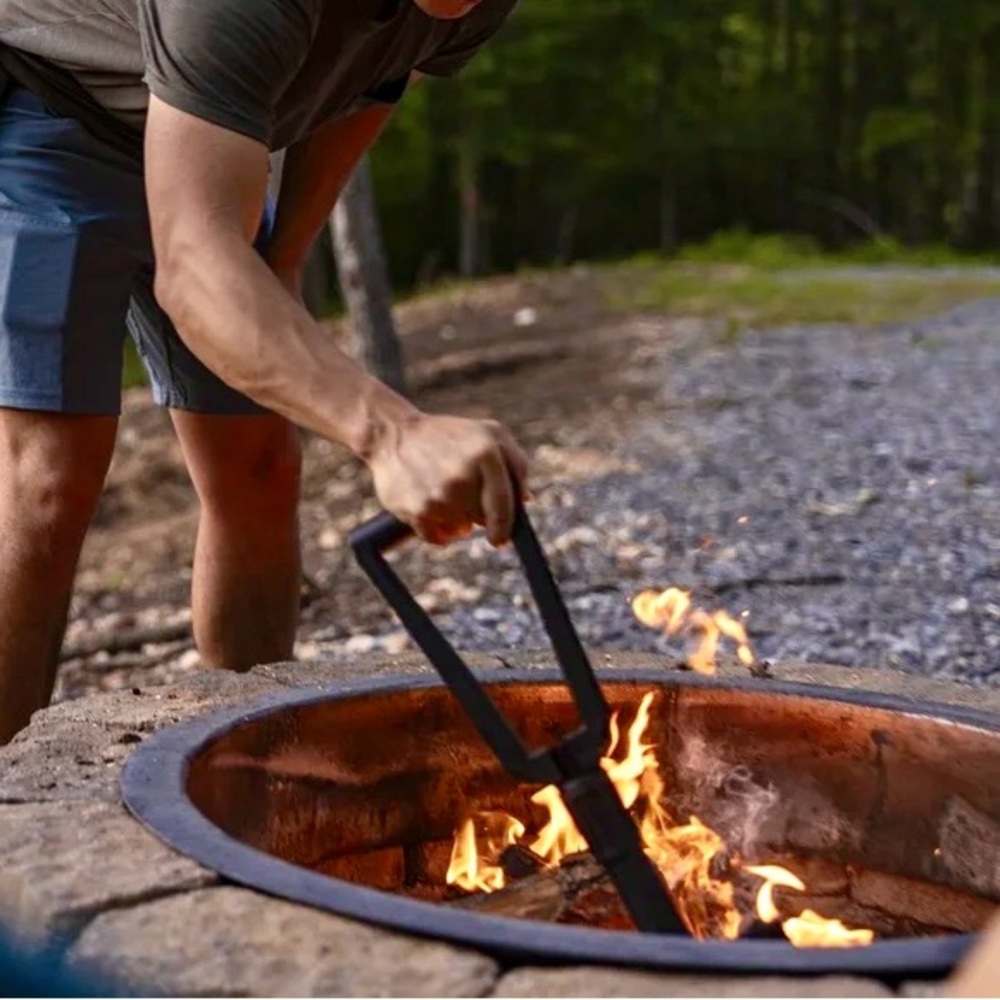 Folding Shovel | Gerber Gear | E-Tool Tri-Fold, All-Purpose Spade Shovel — NWOT.